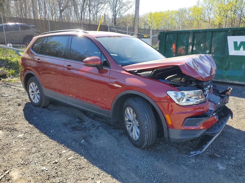 2018 Volkswagen Tiguan მანქანა იყიდება აუქციონზე, vin: 3VV0B7AX7JM040672, აუქციონის ნომერი: 48685346