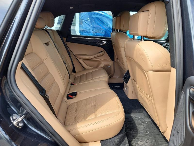 47599726 :رقم المزاد ، WP1AG2A59MLB52612 vin ، 2021 Porsche Macan Gts 4dr Awd مزاد بيع