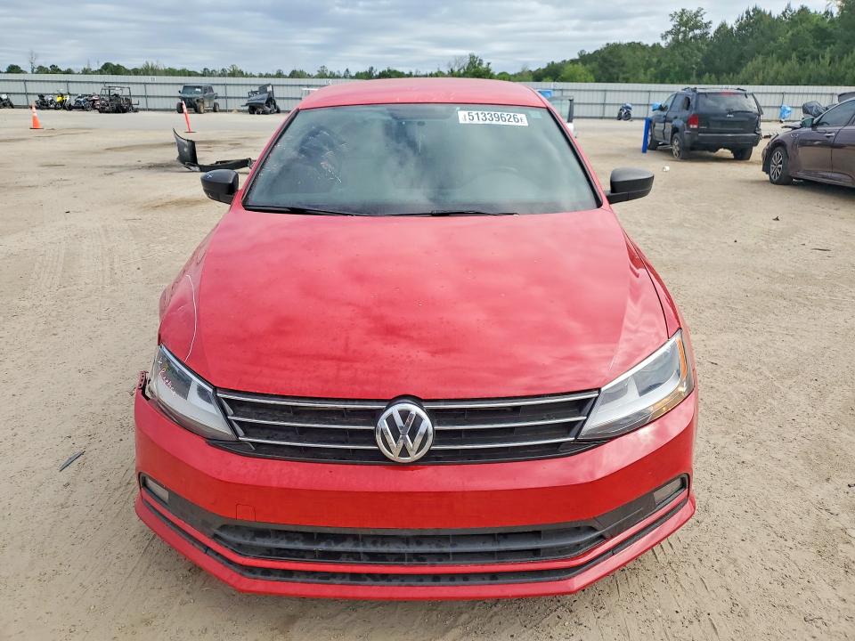 51339626 :رقم المزاد ، 3VWD17AJXGM288127 vin ، 2016 Volkswagen Jetta مزاد بيع