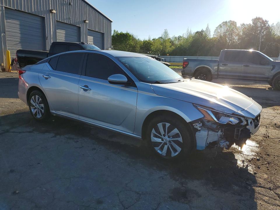 2020 Nissan Altima მანქანა იყიდება აუქციონზე, vin: 1N4BL4BV4LC151528, აუქციონის ნომერი: 48910556