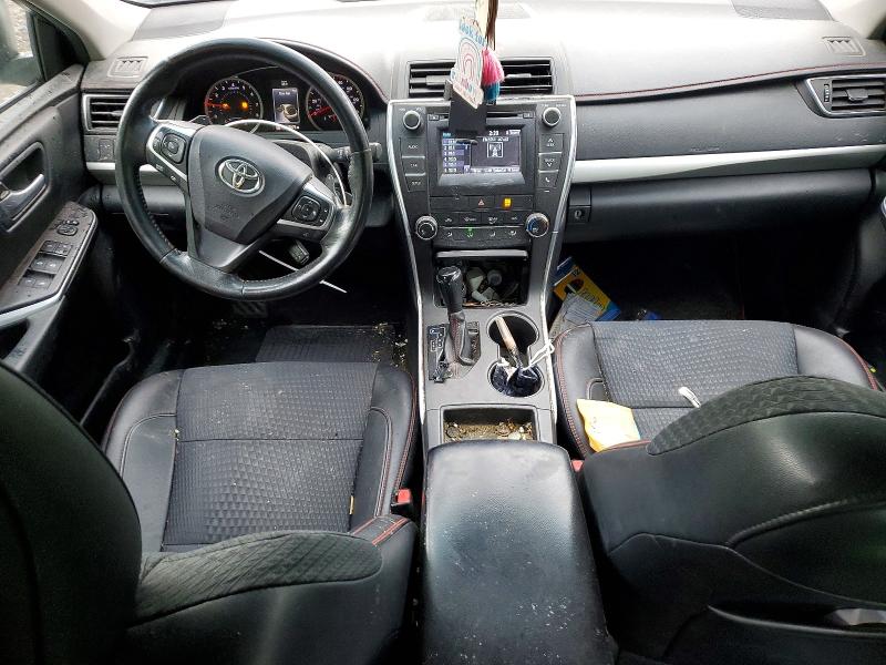 51513646 :رقم المزاد ، 4T1BF1FKXFU950174 vin ، 2015 Toyota Camry مزاد بيع