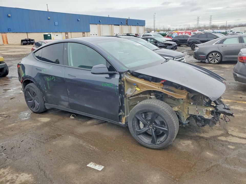47800726 :رقم المزاد ، 7SAYGDEE8TF378845 vin ، 2026 Tesla Model Y مزاد بيع