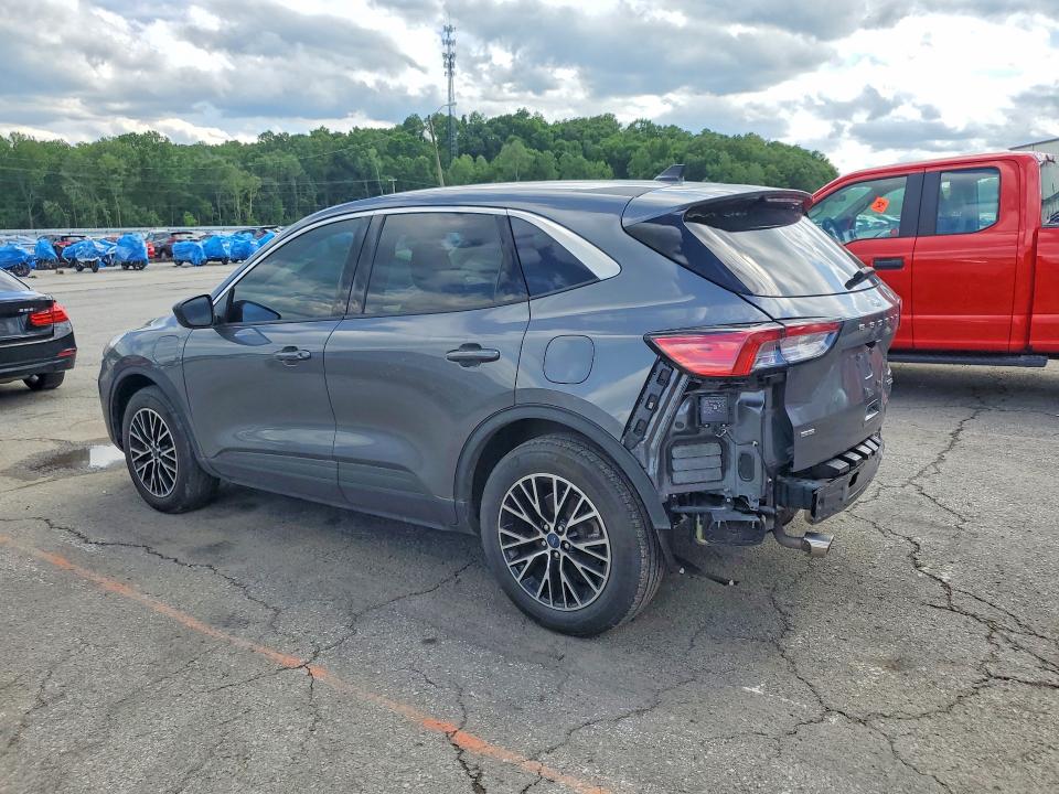 Продаж на аукціоні авто 2022 Ford Escape, vin: 1FMCU0EZ6NUB33575, номер лоту: 48547986