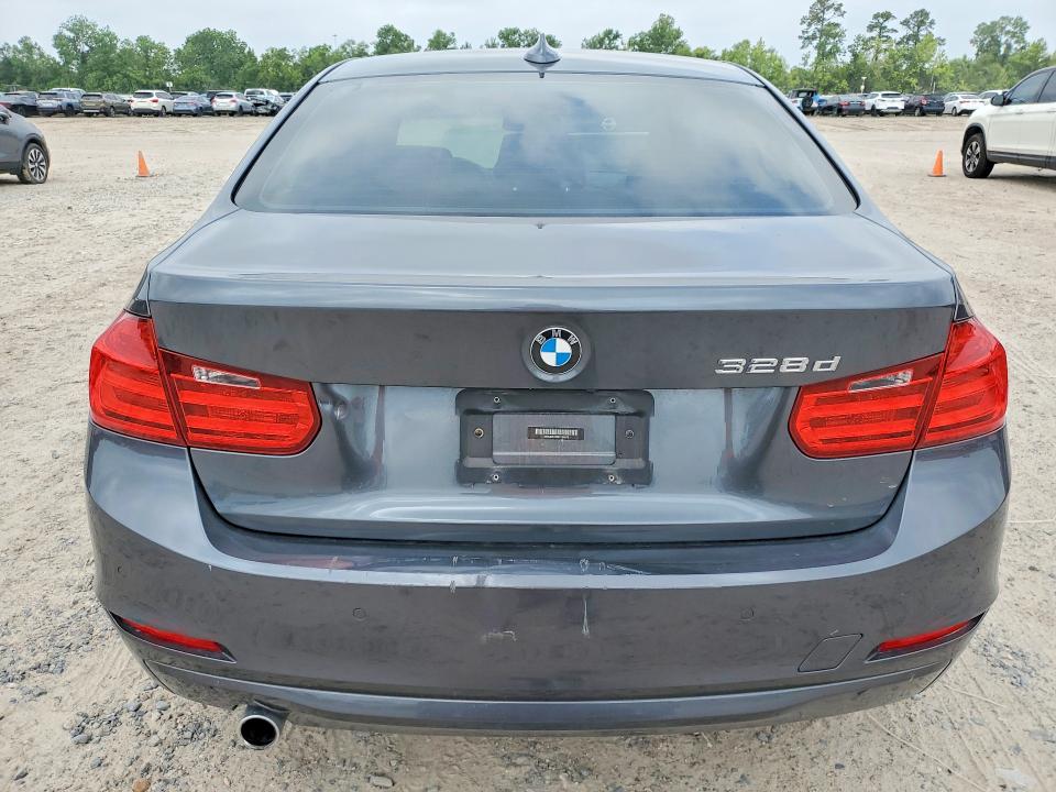 2014 Bmw 328 მანქანა იყიდება აუქციონზე, vin: WBA3D3C5XEK154878, აუქციონის ნომერი: 51337366