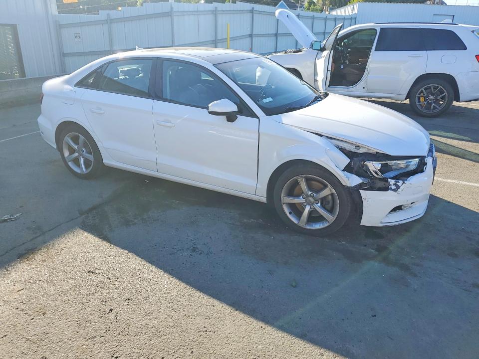 Продажа на аукционе авто 2016 Audi A3, vin: WAUA7GFF9G1054239, номер лота: 50260716