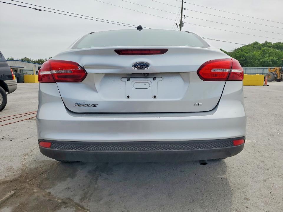 52009226 :رقم المزاد ، 1FADP3F20JL234071 vin ، 2018 Ford Focus مزاد بيع