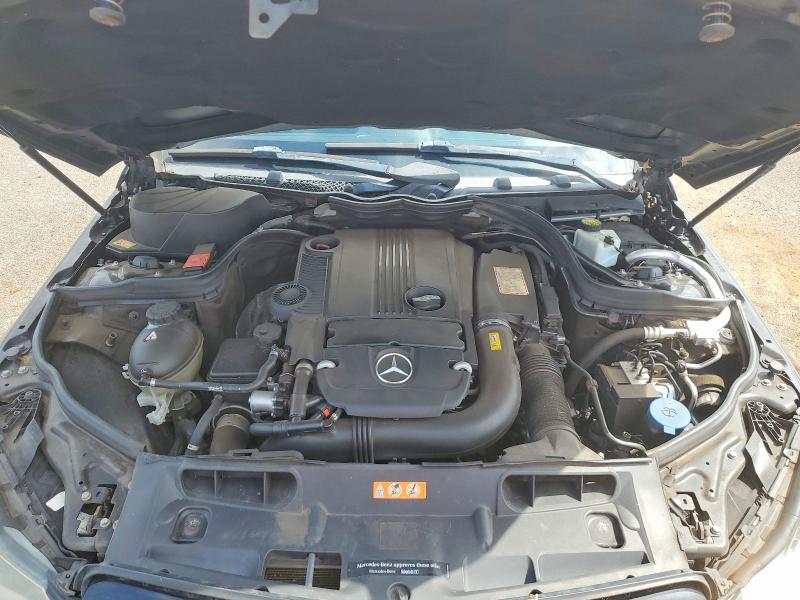 2014 Mercedes-benz C მანქანა იყიდება აუქციონზე, vin: WDDGJ4HBXEG284251, აუქციონის ნომერი: 48874986