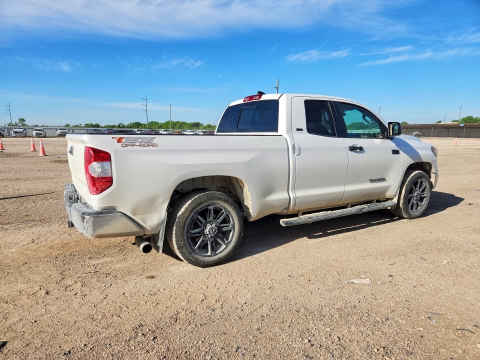 48687486 :رقم المزاد ، 5TFRY5F12LX266659 vin ، 2020 Toyota Tundra مزاد بيع