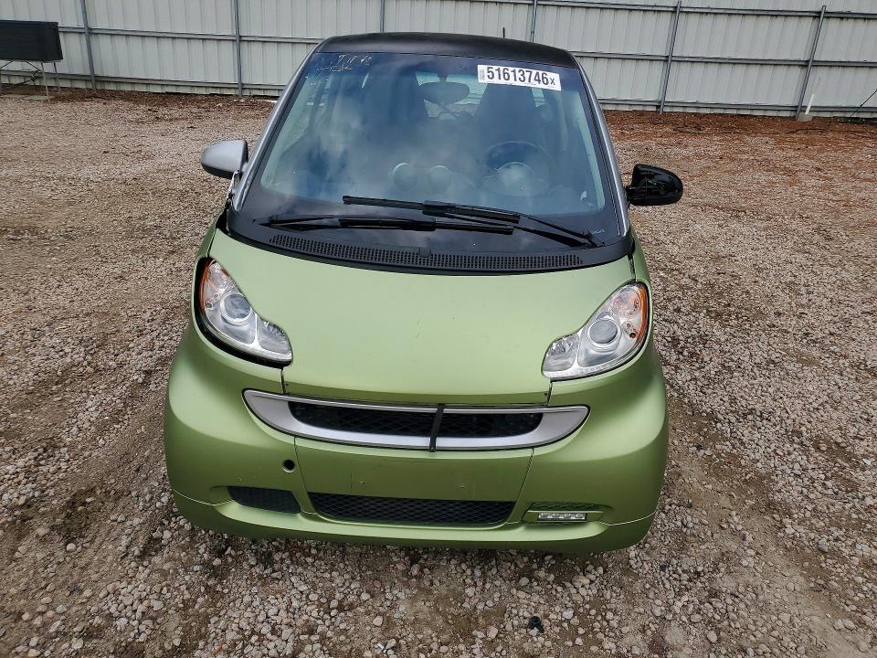 2011 Smart Fortwo მანქანა იყიდება აუქციონზე, vin: WMEEJ3BA8BK431995, აუქციონის ნომერი: 51613746