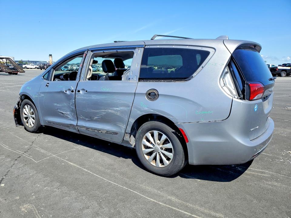 Продаж на аукціоні авто 2017 Chrysler Pacifica, vin: 2C4RC1BG6HR539674, номер лоту: 49919306