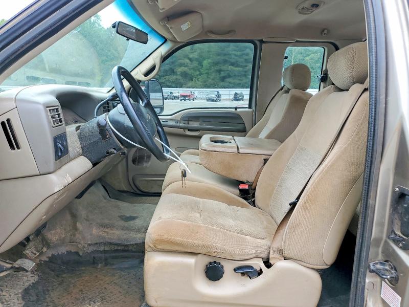 51070076 :رقم المزاد ، 1FDWX37F12EB00613 vin ، 2002 Ford F350 مزاد بيع