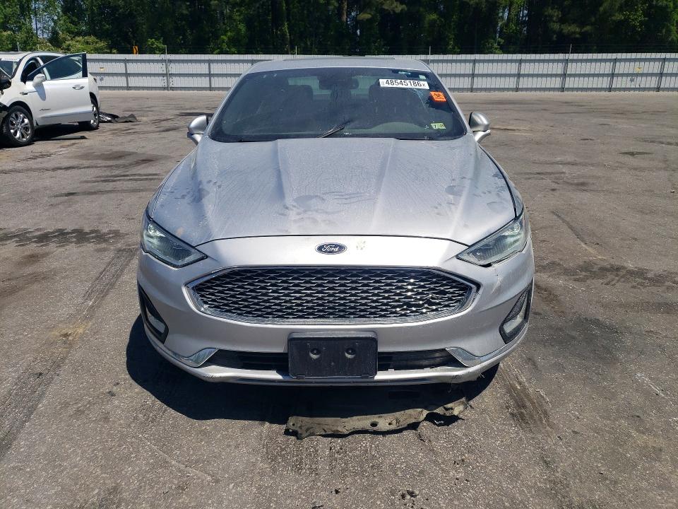 48545186 :رقم المزاد ، 3FA6P0D92KR138548 vin ، 2019 Ford Fusion مزاد بيع