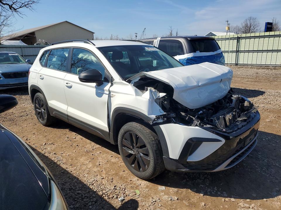 Продаж на аукціоні авто 2022 Volkswagen Taos, vin: 3VVAX7B22NM041324, номер лоту: 48518766