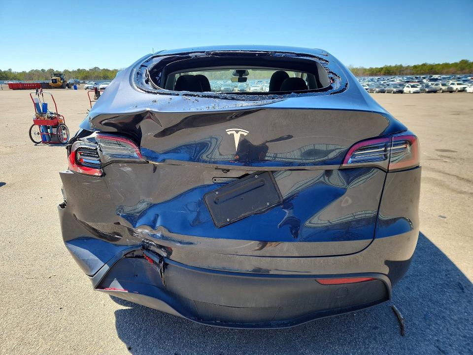 Продажа на аукционе авто 2024 Tesla Model Y, vin: 7SAYGDED6RF211836, номер лота: 49014086