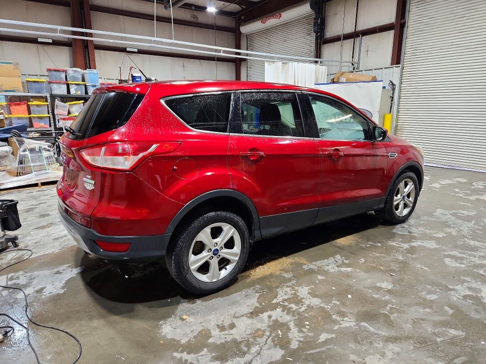 Продажа на аукционе авто 2015 Ford Escape, vin: 1FMCU0GX5FUC35754, номер лота: 49932276