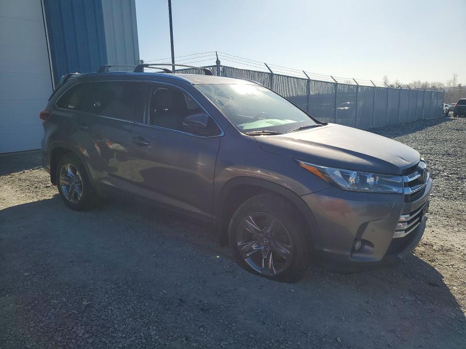 Продаж на аукціоні авто 2018 Toyota Highlander, vin: 5TDDZRFH4JS886864, номер лоту: 51103446