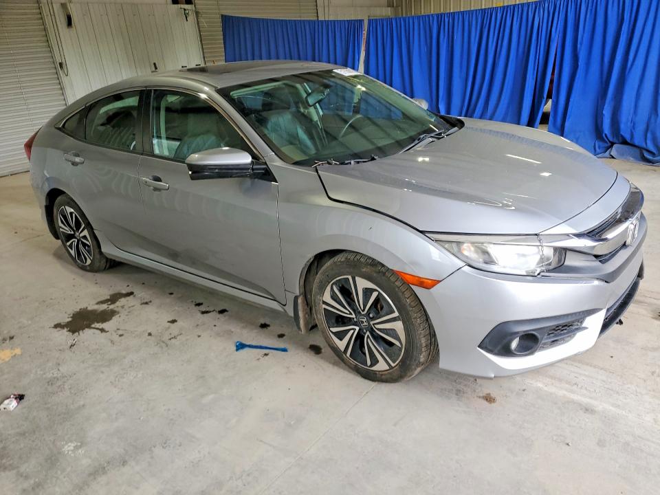 51558816 :رقم المزاد ، 19XFC1F72HE209528 vin ، 2017 Honda Civic مزاد بيع