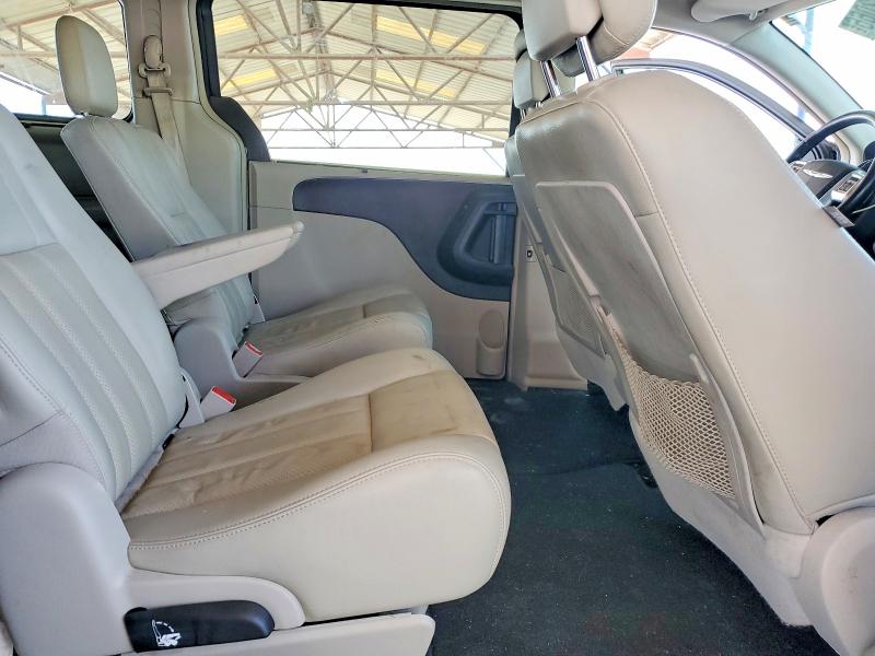 2011 Chrysler Town & Country მანქანა იყიდება აუქციონზე, vin: 2A4RR8DG3BR797558, აუქციონის ნომერი: 49442066