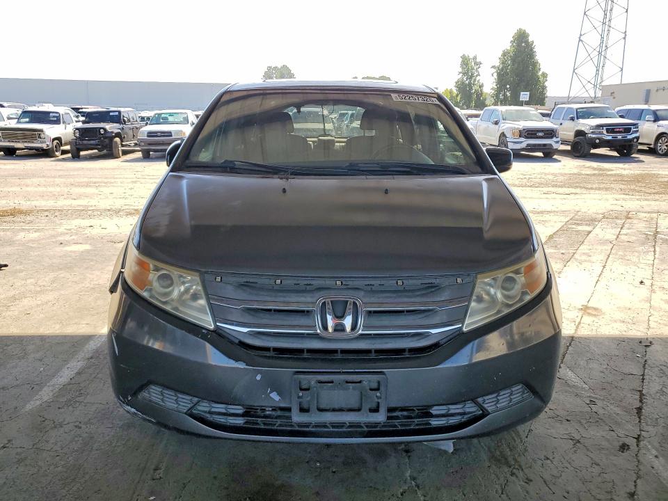 52257326 :رقم المزاد ، 5FNRL5H69DB003989 vin ، 2013 Honda Odyssey مزاد بيع