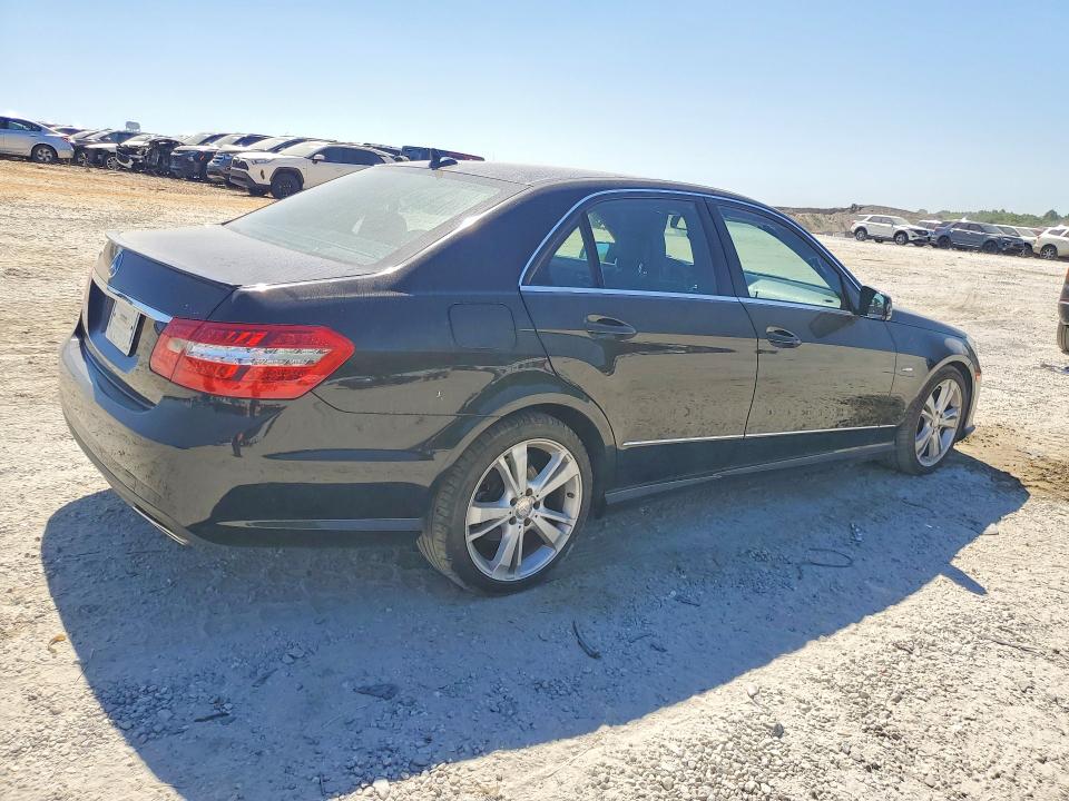 50139596 :رقم المزاد ، WDDHF5KB9CA572718 vin ، 2012 Mercedes-benz E مزاد بيع