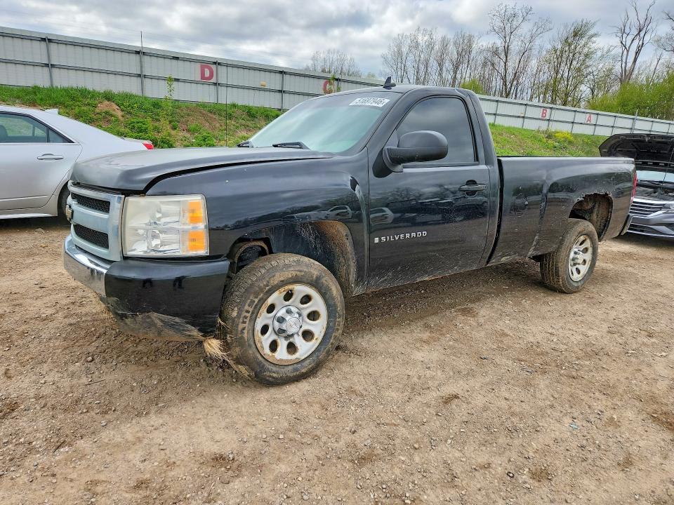 Auction sale of the 2007 Chevrolet Silverado, vin: 1GCEC14X67Z620111, lot number: 51697946