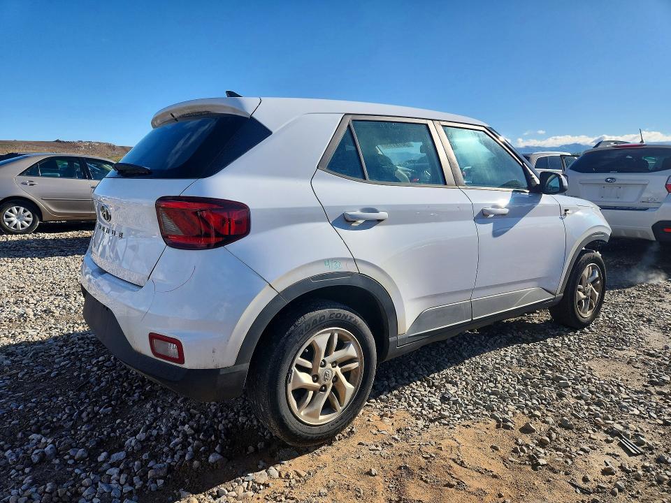 Продажа на аукционе авто 2022 Hyundai Venue, vin: KMHRB8A38NU147347, номер лота: 50191136