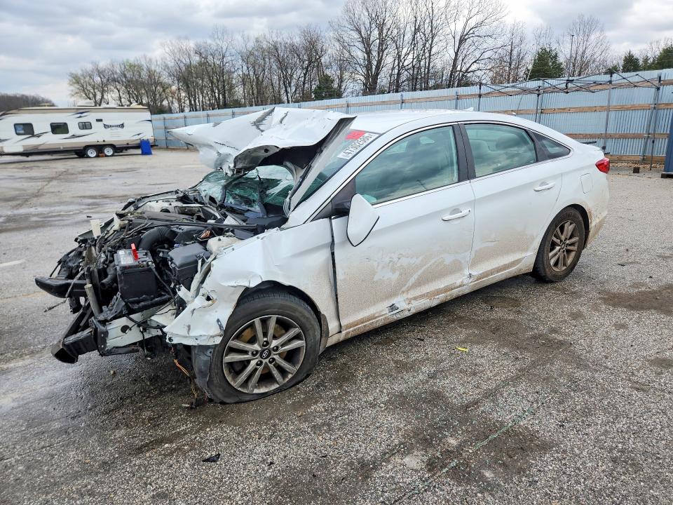 47302586 :رقم المزاد ، 5NPE24AF1FH235013 vin ، 2015 Hyundai Sonata مزاد بيع