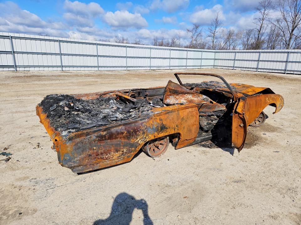 Продажа на аукционе авто 1963 Ford Thunderbird, vin: 3Y85Z117542, номер лота: 45466666
