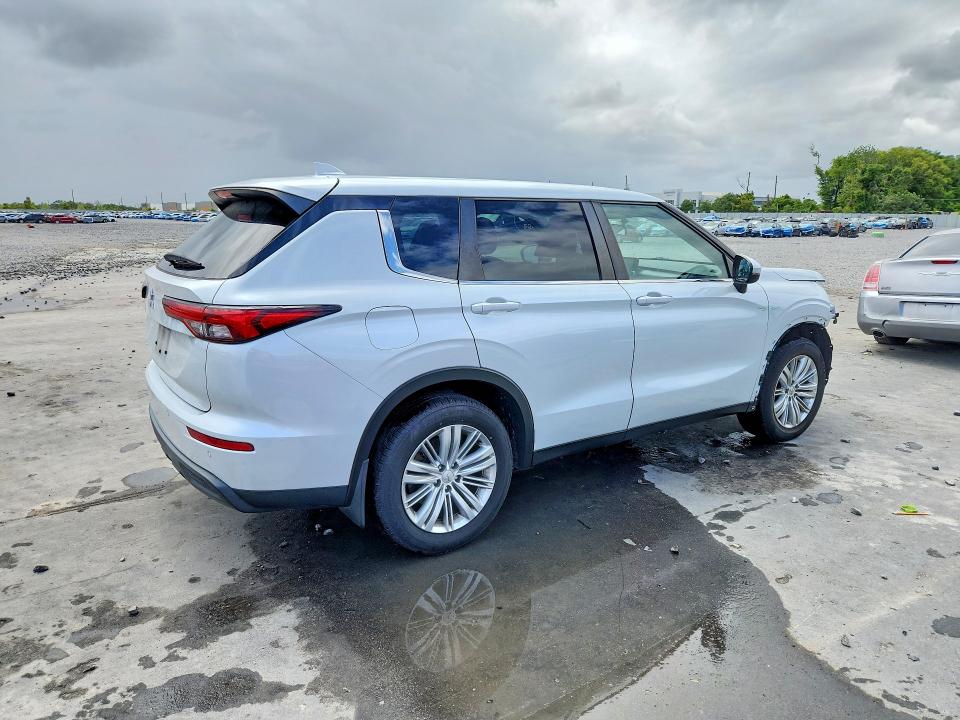 Продаж на аукціоні авто 2022 Mitsubishi Outlander, vin: JA4J3TA86NZ049735, номер лоту: 48953136