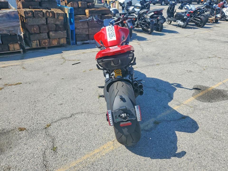 49261506 :رقم المزاد ، ZDMGAR1WXSB005964 vin ، 2025 Ducati Diavel مزاد بيع