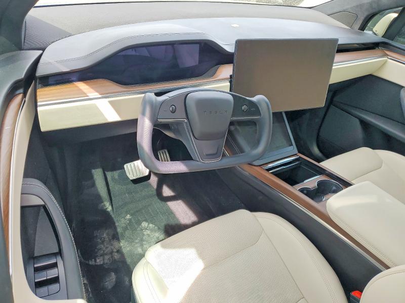 50727276 :رقم المزاد ، 7SAXCBE51PF403490 vin ، 2023 Tesla Model X مزاد بيع