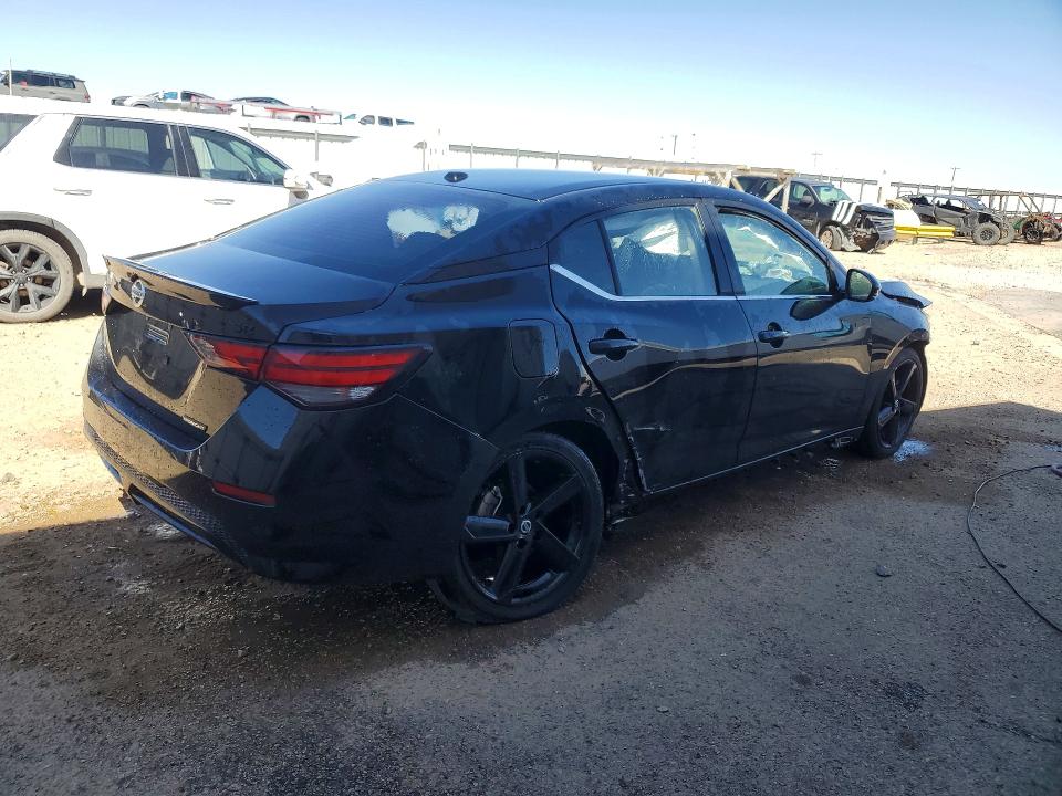 49905526 :رقم المزاد ، 3N1AB8DV1NY315747 vin ، 2022 Nissan Sentra مزاد بيع