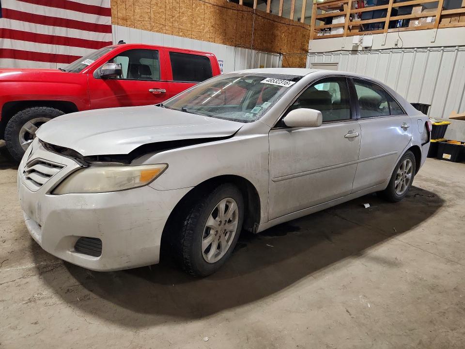 48532316 :رقم المزاد ، 4T1BF3EK6AU108681 vin ، 2010 Toyota Camry مزاد بيع