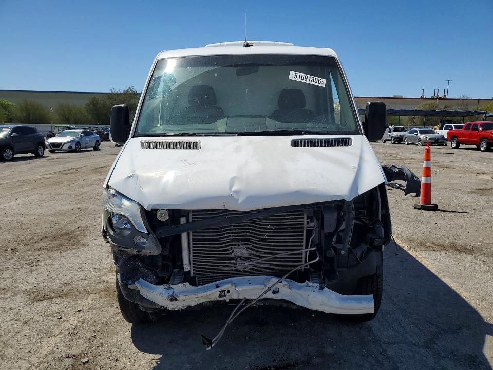 2017 Mercedes-benz Sprinter მანქანა იყიდება აუქციონზე, vin: WD3PE7CD0HP412181, აუქციონის ნომერი: 51691306