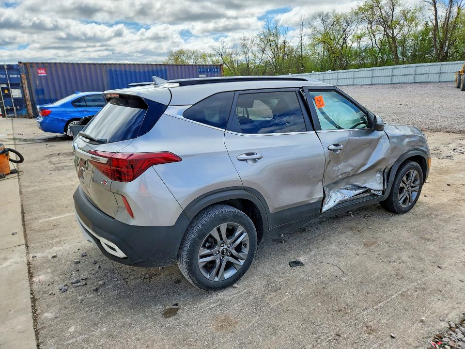 51142056 :رقم المزاد ، KNDEU2AA2M7160262 vin ، 2021 Kia Seltos مزاد بيع