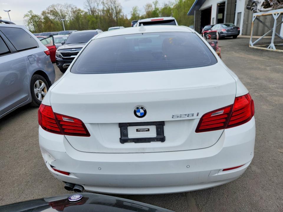 Продажа на аукционе авто 2015 Bmw 528, vin: WBA5A5C53FD515385, номер лота: 52013036