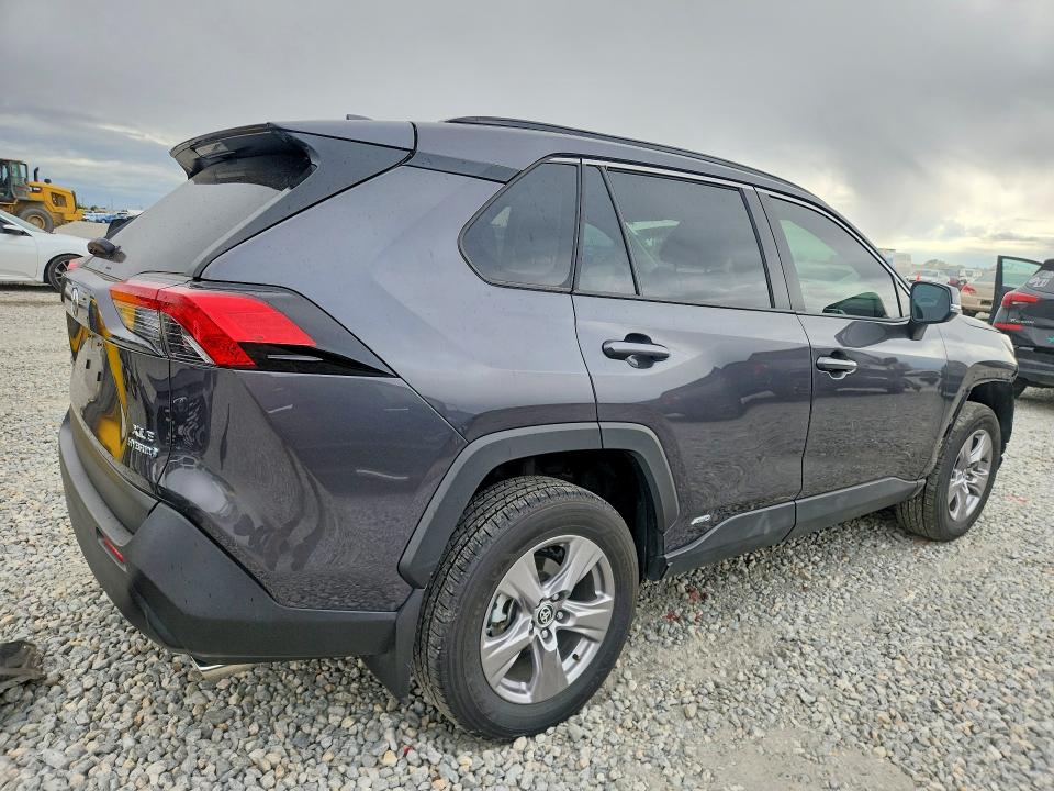 Продажа на аукционе авто 2024 Toyota Rav4 Hybrid, vin: JTMRWRFV4RJ061971, номер лота: 51164806