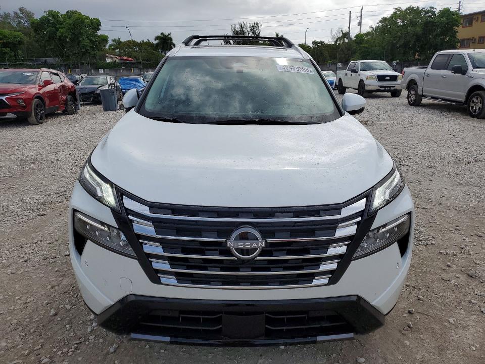 48479896 :رقم المزاد ، JN8BT3DCXSW102402 vin ، 2025 Nissan Rogue مزاد بيع