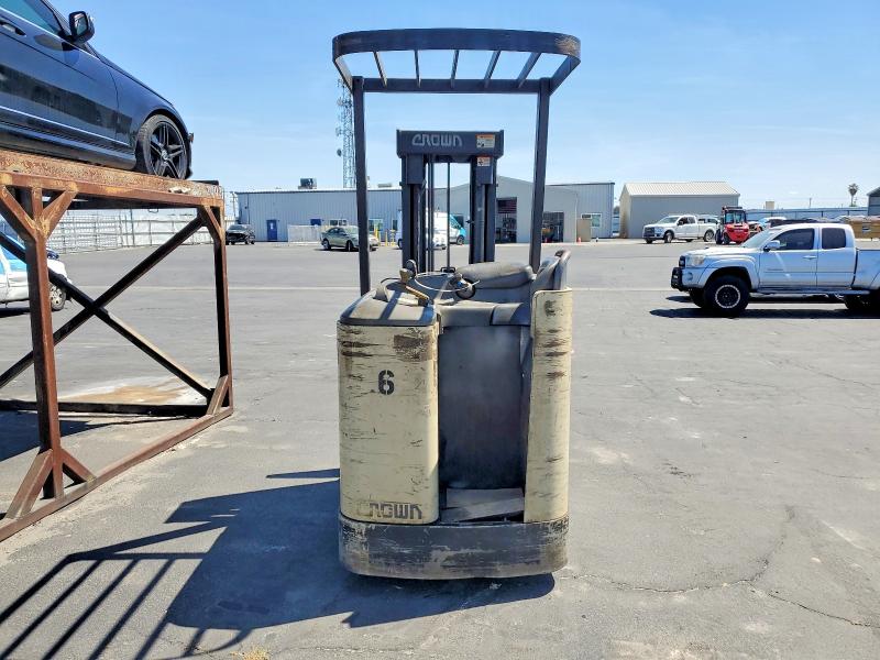 Продаж на аукціоні авто 1999 Crown Rc3020-35, vin: 1A210381, номер лоту: 48438086