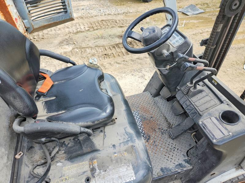 2015 Unicariers Forklift მანქანა იყიდება აუქციონზე, vin: CP1F29W7936, აუქციონის ნომერი: 52056716