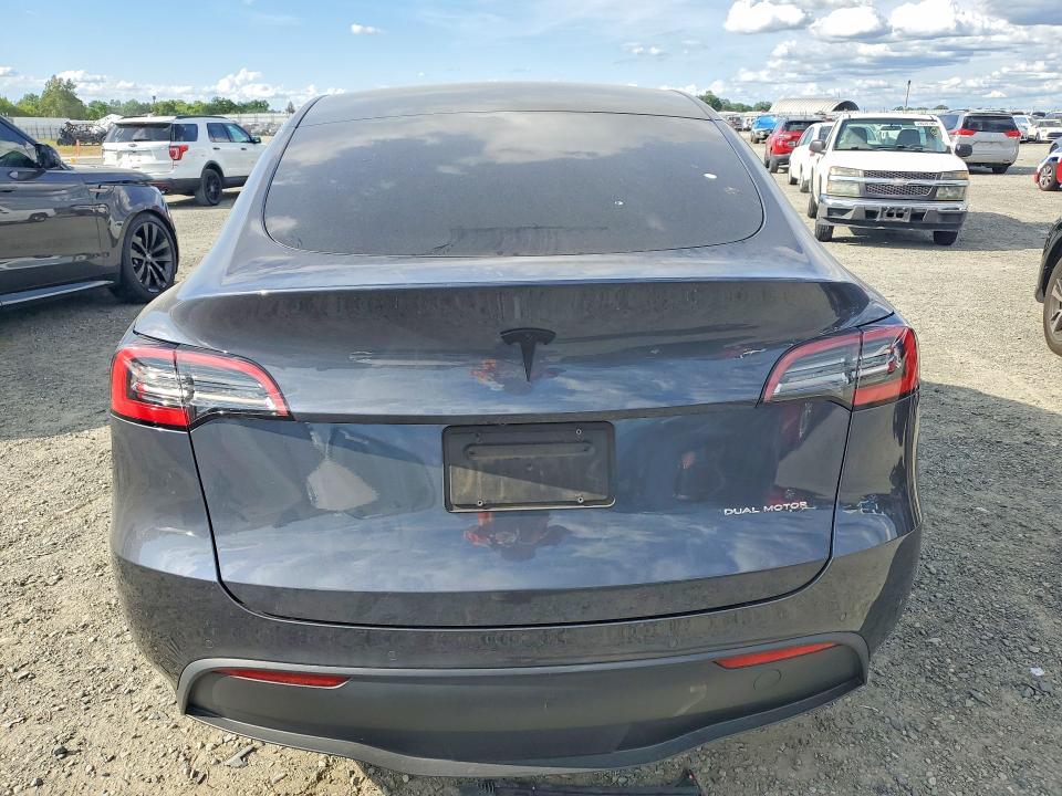48680826 :رقم المزاد ، 5YJYGDEE2MF096943 vin ، 2021 Tesla Model Y مزاد بيع