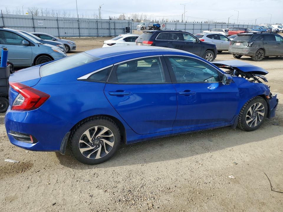 49615296 :رقم المزاد ، 2HGFC2F86JH006233 vin ، 2018 Honda Civic مزاد بيع