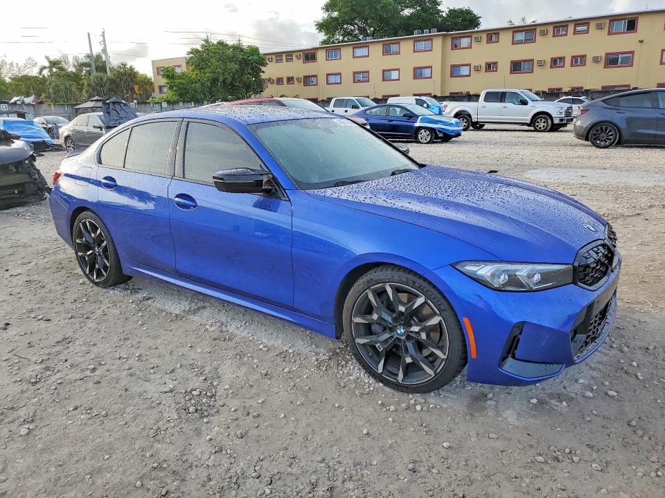 48281686 :رقم المزاد ، 3MW59FT06S8E93859 vin ، 2025 Bmw M340i مزاد بيع