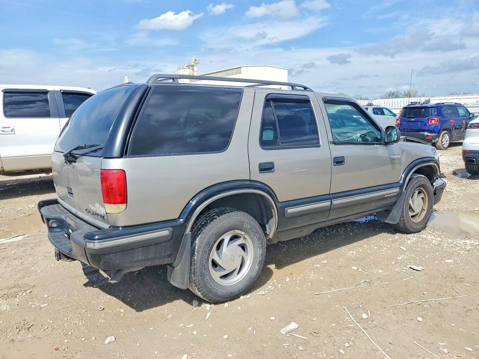 Aukcja sprzedaży 1998 Chevrolet Blazer, vin: 1GNDT13W8W2165247, numer aukcji: 49763296