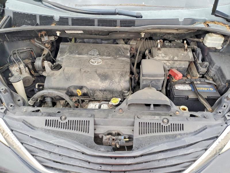 Продаж на аукціоні авто 2011 Toyota Sienna, vin: 5TDKK3DC8BS022093, номер лоту: 51073696