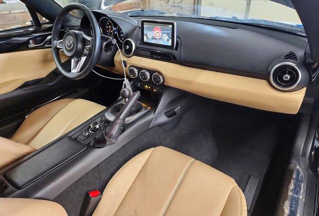 Продажа на аукционе авто 2017 Mazda Mx-5 Miata, vin: JM1NDAD76H0122994, номер лота: 50264286