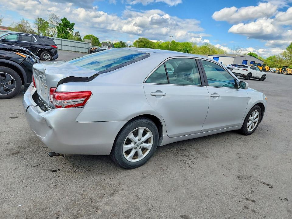 52087146 :رقم المزاد ، 4T4BF3EK8AR013688 vin ، 2010 Toyota Camry مزاد بيع