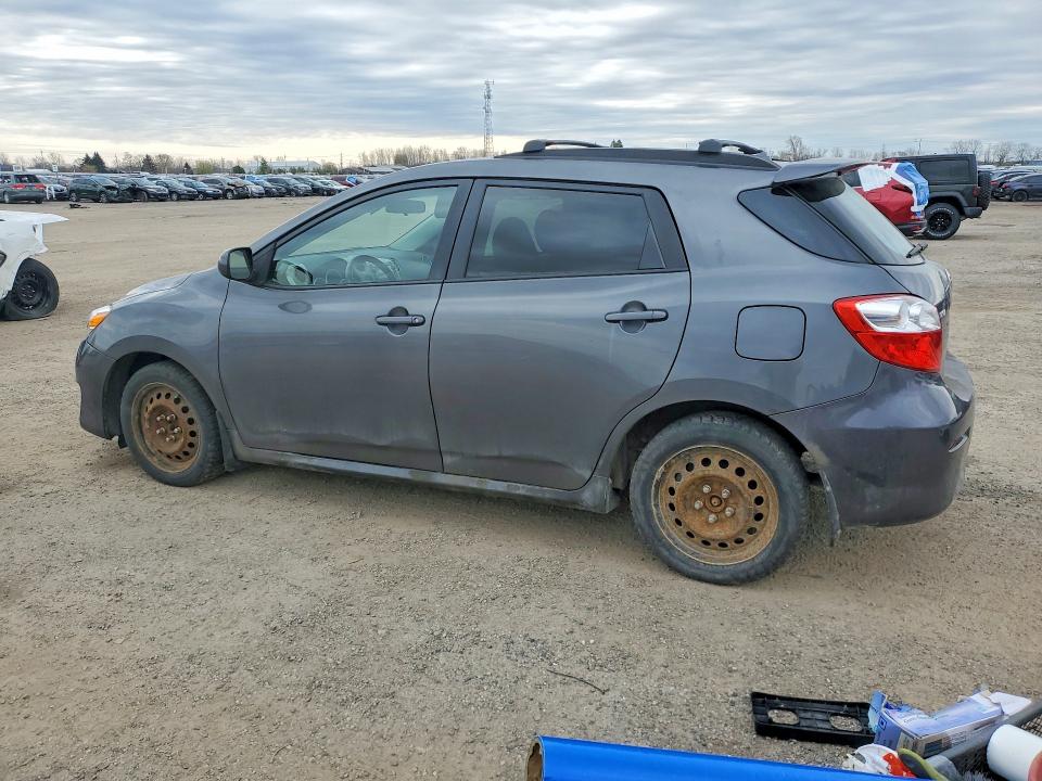 50495686 :رقم المزاد ، 2T1LE4EE8AC015721 vin ، 2010 Toyota Corolla Matrix مزاد بيع