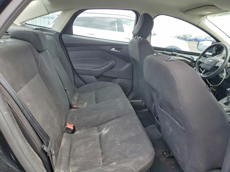 79667145 :رقم المزاد ، 1FADP3F29FL296883 vin ، 2015 Ford Focus مزاد بيع