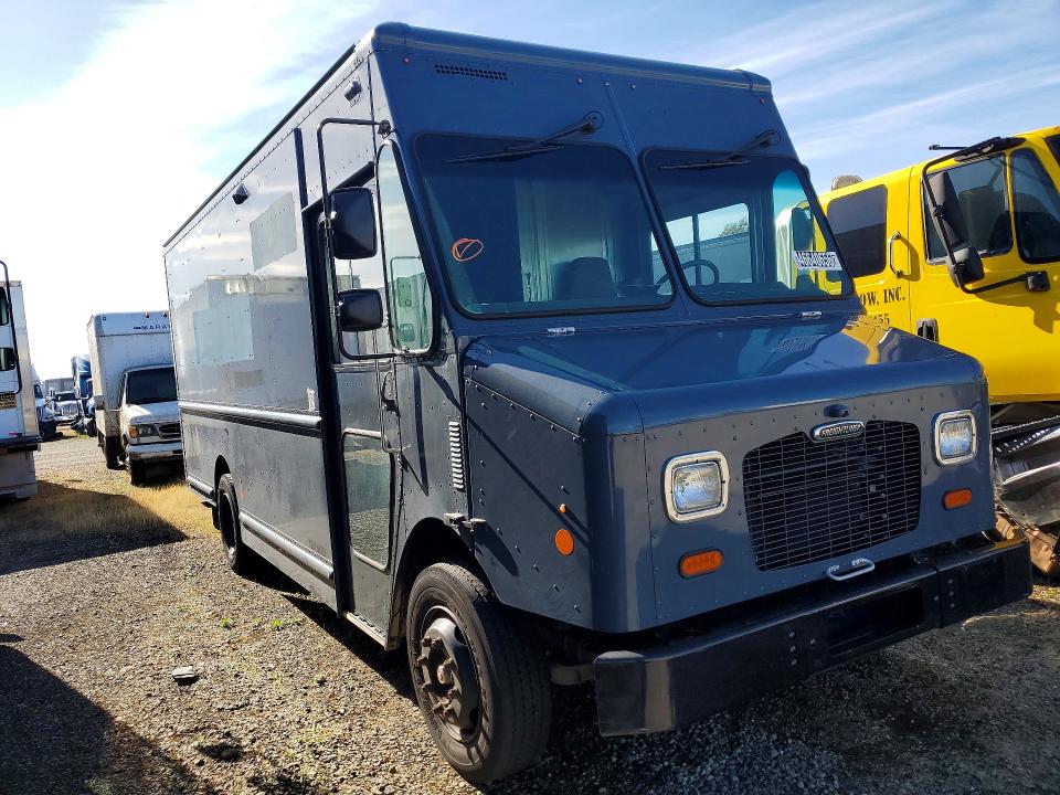 54009946 :رقم المزاد ، 4UZAC2EA5LCLZ6241 vin ، 2020 Freigliner Mt45 Chassis مزاد بيع